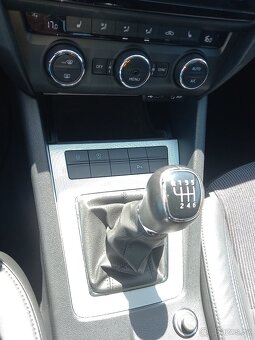 Prodám Škoda Octavia 3 1.4 tsi 110 kw BUSINESS, MANUÁL 6 KVA - 15