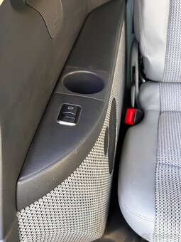Mercedes-Benz Viano Long 3.0 CDI V6 165 kW – 8 míst - 15