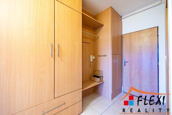 Pronájem prostorného bytu 3+1 s balkónem (85,5m²) a vlastní - 15