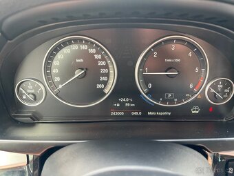 BMW X5 xDrive - 15