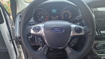 Ford Focus Mk3 1.6 TDCi (2012) – bílý hatchback, výborný sta - 15