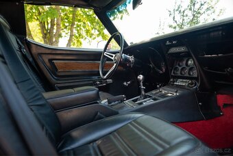 Chevrolet Corvette Stingray 1972 v pěkném stavu - 15