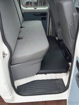 Volkswagen Transporter T5 4Motion Doka Valnik - 15