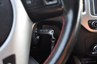 KIA VENGA 1.6 (2019) - 15