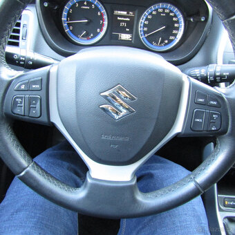 Suzuki SX4 S-Cross 1,6i 88kw, AllGrip, 2x kola, BENZÍN, 4x4 - 15
