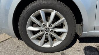 ŠKODA OCTAVIA 1.6TDI 77KW 204 TIS KM TAŽNÉ LIFTBACK - 15