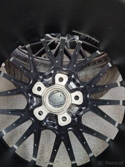 Porsche Cayenne lll zimní sada originálních kol 21r - 15