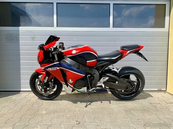 Honda CBR 1000 RR Fireblade - 15