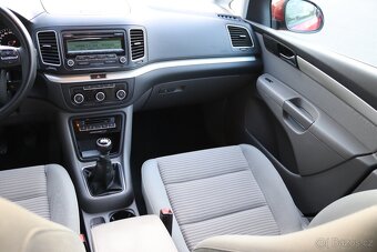 Seat Alhambra 1.4 TSI 110kw, servisovaný, hezký stav - 15