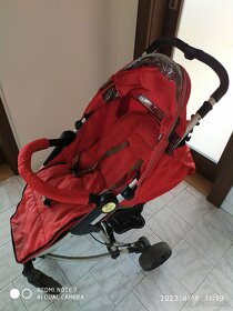 Prodám levně italský sportovní kočárek ve výborném stavu - 15