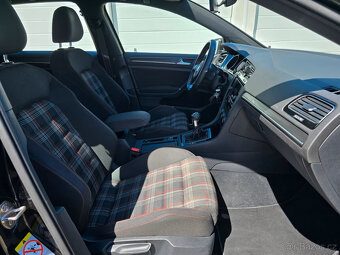 Volkswagen Golf VII 2.0 GTI limusine- LED,vyh.s,park.s,230PS - 15