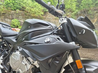 BMW S 1000 R - TOP STAV + VÝBAVA, AKRAPOVIČ 215.000,- Kč - 15