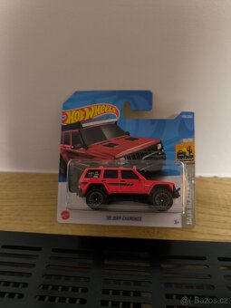 Hot Wheels modely autíček - 15