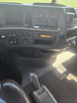 Tahač volvo FH16 580 6x4 r.v.2013 automat,hydraulika - 15
