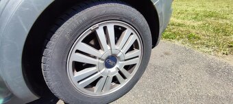 Ford C-MAX - 15