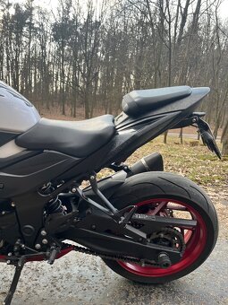 Suzuki gsx-s750 - 15