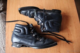 Různé běžky 180-215 cm, boty na běžky vel. 30-43 - 15