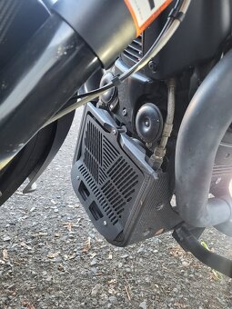 Moto Guzzi MGX 21 Fly forest ( létající pevnost) - 15