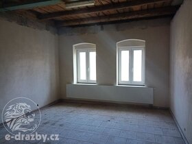 Dům s komerčními prostory 655 m2, Výsluní, okr. Chomutov - 15