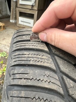 Prodám zimní Hankook - 15