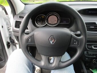 RENAULT MEGANE III 1.5 DCi - nové STK, vč. DPH - 15