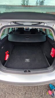 Volkswagen golf VI 2,0 TDI MATCH - 15