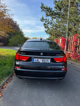 BMW 550i GT, V8 M-POWER, originál M. - 15