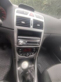 Peugeot 307sw, 2.0HDi, ČR, tazne zariz. - 15