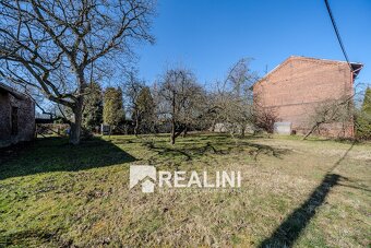 Prodej prostorného rodinného domu s velkým pozemkem v Petřva - 15