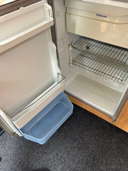 Knaus Südwind 450FU, MOVER, PŘEDSTAN, NOSIČ,SOLAR,VENTILATOR - 15