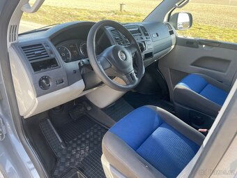 VW T5 Carawelle 2,0tdi 103kw DSG rok 2013 - 15