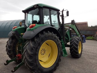 Prodám kolový traktor John Deere 6520 - 15