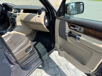 LAND ROVER DISCOVERY 3.0D HSE LUXURY 7 MÍST - 15