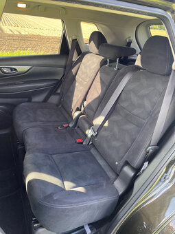 Nissan X-Trail 4x4 1.6DCi | 124tis. km | 7 míst | PANORAMA - 15