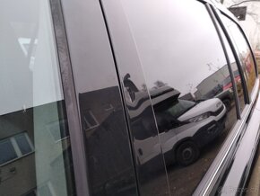 Volvo XC90 D5 AWD Momentum 7 míst - 15