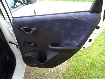 Honda Jazz, 1.2 i-VTEC 66kW  1x majitel servis jen Honda - 15