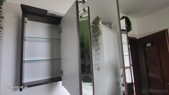 UMYVADLO SE SKŘÍŇKOU+ZRCADLO-KOUPELNOVÁ SESTAVA - VELKÁ - 15