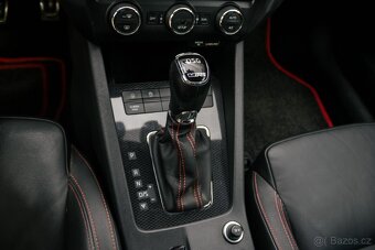 Škoda Octavia Combi 2.0 TFSI RS DSG - 15