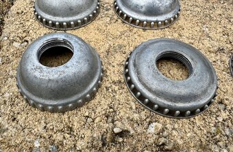 Jawa ČZ kyvacka, ČZ - matice krytu a kryt - 15