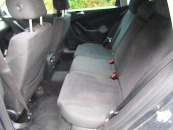 Volkswagen Passat 2.0 TDI  CR 105kW - 15