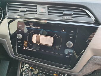 Volkswagen Touran Comfortline 2.0 TDI 110kW DSG Full LED ACC - 15