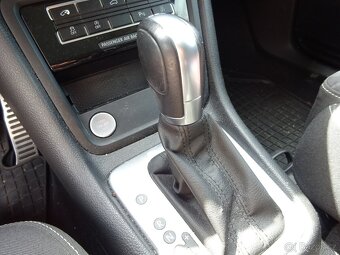 Volkswagen Sharan 2,0 TDI,garance km, 7 míst - 15