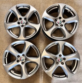 5x110 R18 ORIGINÁL Alfa Romeo Stelvio - TOP - 15