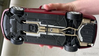 Mercedes CLS Norev HQ 1:18 - 15