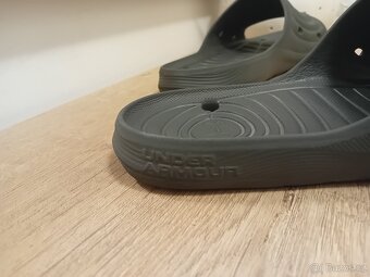 Under Armour dámské nazouváky - pantofle vel. 38 - 15