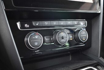 Volkswagen Passat ALLTRACK 2.0BiTDI 176kW TAŽNÉ ČR - 15