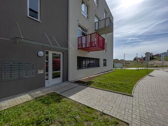 Pronájem 1+kk s balkónem a garáží - 15