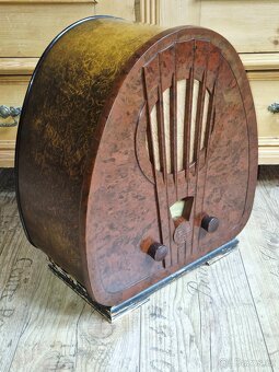 Staré rádio Philips 834A, 1933 - 15