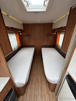 Adria Adora 542 UT ~ Dělené postele - 15
