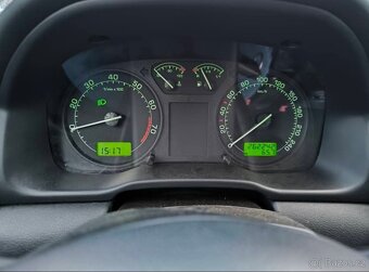 Škoda Octavia 1.8T (aum) - 15